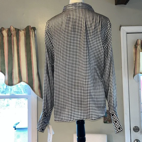 Willi Smith 100% Silk Blouse Black and White Diamond pattern Size 16 - Picture 6 of 7